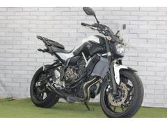 ヤマハ　ＭＴ−０７　プラナスマフラー　ＹＳＳ製リアサス　ワイズギア製フロントフォーク　リアキャリア　ＥＴＣ２．０　ＵＳＢ電源