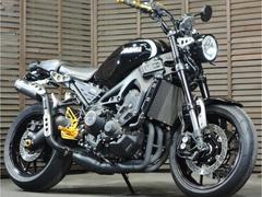 ヤマハ　ＸＳＲ９００　アクラポフルエキ　Ｋ＆Ｈシート　バックステップ　ハンドル　ウインカー　フェンダーレスキット