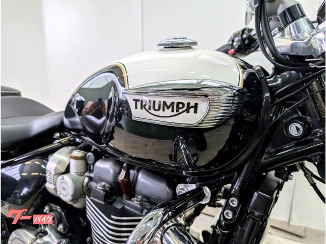 バイク ボンネビルスピードマスター エンジンカバー トライアンフ