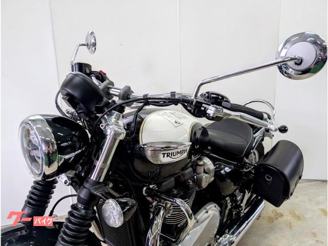 バイク ボンネビルスピードマスター エンジンカバー トライアンフ