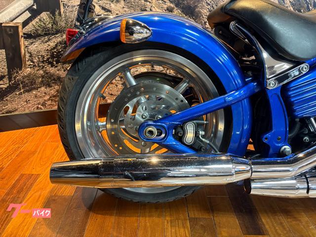 HARLEY－DAVIDSON FXCWC ソフテイルロッカーC
