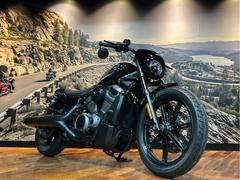 ＨＡＲＬＥＹ−ＤＡＶＩＤＳＯＮ　ＲＨ９７５　ナイトスター　水冷レボリューションマックス　ＥＴＣ　サイドナンバープレート　マイクロウインカー　ＵＳＢ電源付き