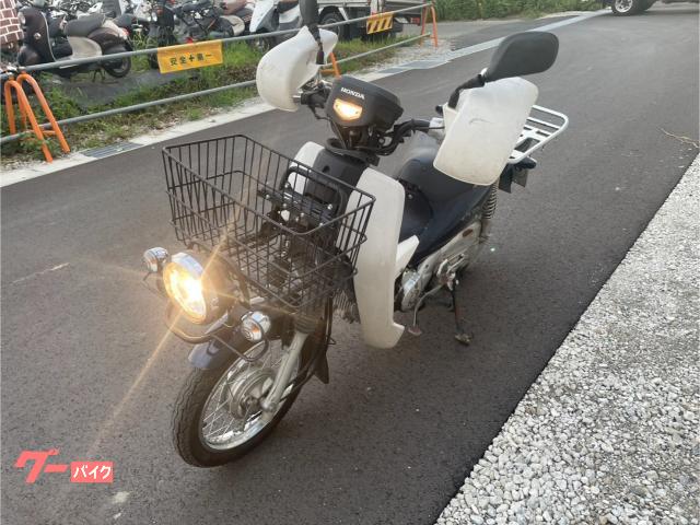 スーパーカブ５０プロ　ＡＡ０４　ＦＩ　フロントカゴ　キャリア　バッテリー新品