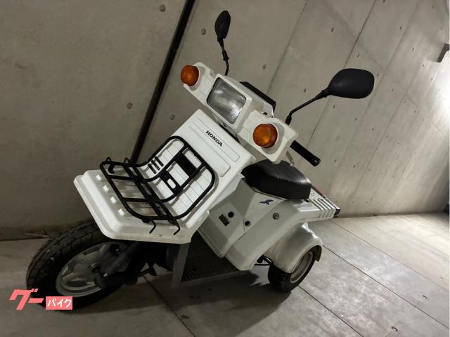 ジャイロＸベーシック　　ＦＩ　４スト　白色　３５６６２キロ　バッテリー新品