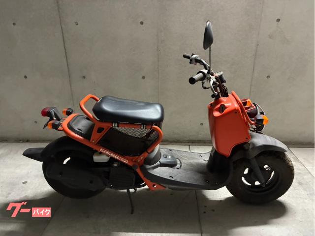 ホンダ ズーマー 4ST キャブ車 オレンジ色 バッテリー新品 収納