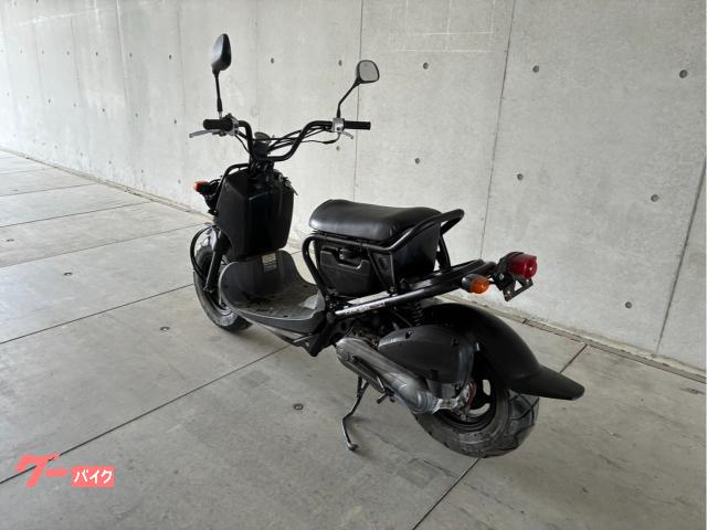 ホンダ ズーマー 4スト キャブ車 黒色 シート下収納ボックス