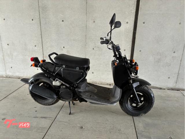 ホンダ ズーマー 4スト キャブ車 黒色 シート下収納ボックス