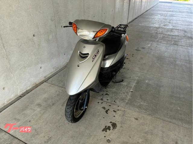 ＪＯＧ　４スト　ＦＩ車　ＳＡ５５Ｊ　シルバー　バッテリー新品