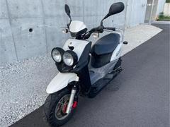 ヤマハ　ＢＷ’Ｓ　　ＦＩ　白色　４スト　ＳＡ４４Ｊ　２２４４０キロ　バッテリー新品