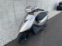 ヤマハ　ＪＯＧ　　ＡＹ０１　４スト　ＦＩ　シルバー色　バッテリー新品