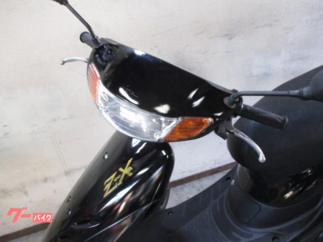 ホンダ ライブDio ZX仕様改 バッテリー シート エンブレム 羽根