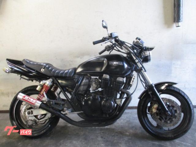 ＸＪＲ４００　ＵＰハンドル　ワイヤー類　ＬＥＤライト　ウインカー　ワルツマフラー　サス　シート　フェンレス　エンジンカバー他