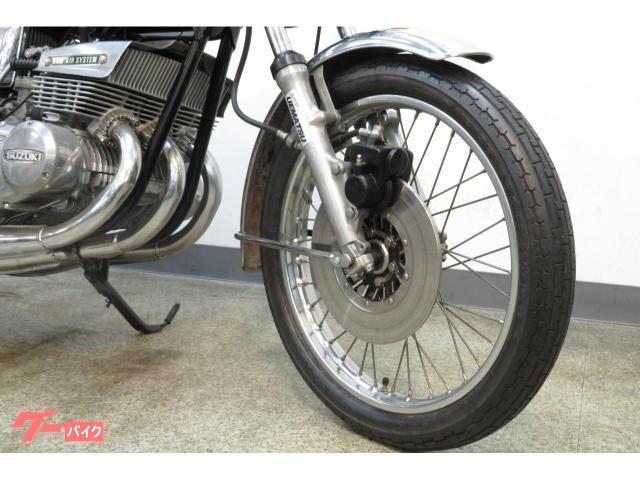 SUZUKI GT380 タンク　外装　純正　Ｂ６カラー スズキ GT380 国内B6 OLIVE GREEN METALLIC