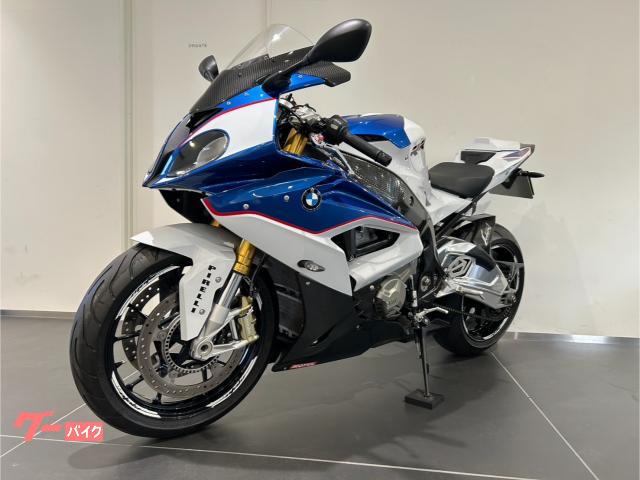 Ｓ１０００ＲＲ　２０１６　クイックシフター　トリコロール　カーボンパーツ　ＥＴＣ　トラコン　アルミタンク＆スイングアーム　ＨＩＤ
