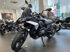 ＢＭＷ　Ｒ１３００ＧＳ　ツーリンググレード　新車　車速連動車高調整　電動スクリーン　サイドビューアシスト　レーダー付クルコン　ＥＴＣ