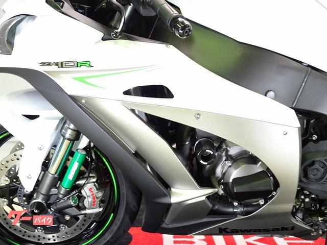 ●未使用 カワサキ ZX-10R NINJA 純正 センターカウル 左