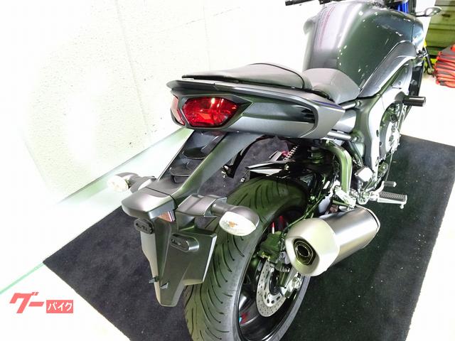 ヤマハ FZ8 ABS／エンジンスライダー／マルチバー装備
