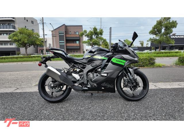 Ｎｉｎｊａ　ＺＸ−２５Ｒ　ＳＥ　２０２６年モデル　クイックシフター　トラクションコントロール　フレームスライダー標準装備