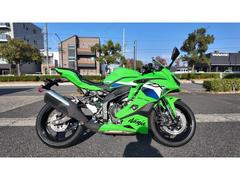 カワサキ　　Ｎｉｎｊａ　ＺＸ−４ＲＲ　２０２６年モデル　クイックシフター、トラクションコントロール　モード設定可能