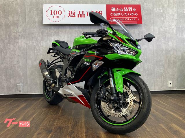 カワサキ Ninja ZX－6R アクラポビッチマフラー付き