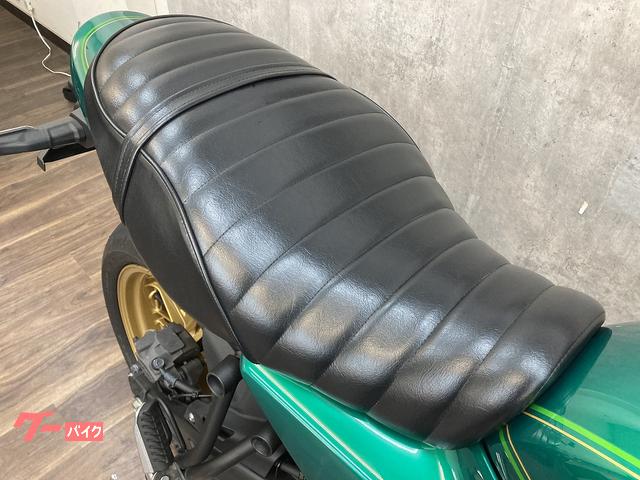 カワサキ Z650RS 2023年モデル タックロールシート装備