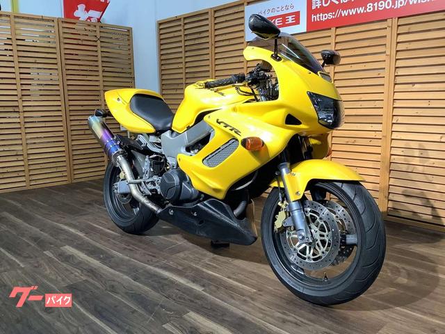 【画像更新】ホンダ VTR1000Ｆアンダーカウル ホンダVTR1000F 社外アンダーカウル
