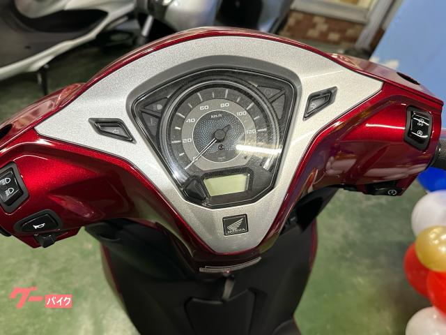 値下げ！入手困難１台限り！新車！即納可能です！LEAD125キャンディーラスターレッド　２トーン仕様　レッドキャリパー仕様！② ホンダ リード125 最新モデル 新車 キャンディラスターレッド