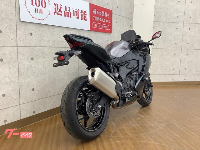 カワサキ ニンジャZX－4R SE ワンオーナー車 マルチバー付き