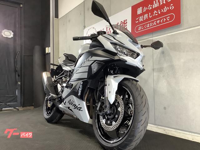 カワサキ ニンジャZX－4R SE ワンオーナー車 外装ペイント