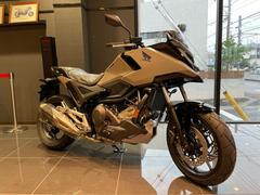 ホンダ　ＮＣ７５０Ｘ　ＤＣＴ　２０２５年モデル　マットディープマッドグレー　ＥＴＣ　グリップヒーター