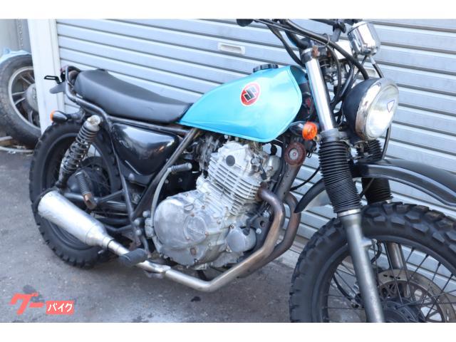 新品未使用　スーパートラップ　スズキ　グラストラッカー　マフラー スズキ グラストラッカー スーパートラップマフラー キャンディ