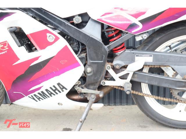 NO.4419　ＴＺＲ５０Ｒ　水冷２サイクル７．２馬力エンジン　６速ギヤ　セル付き　チャンバー付き　レッド＆ホワイト　☆彡 ヤマハ TZR50R セルスターター 2サイクル 50エンジン K2