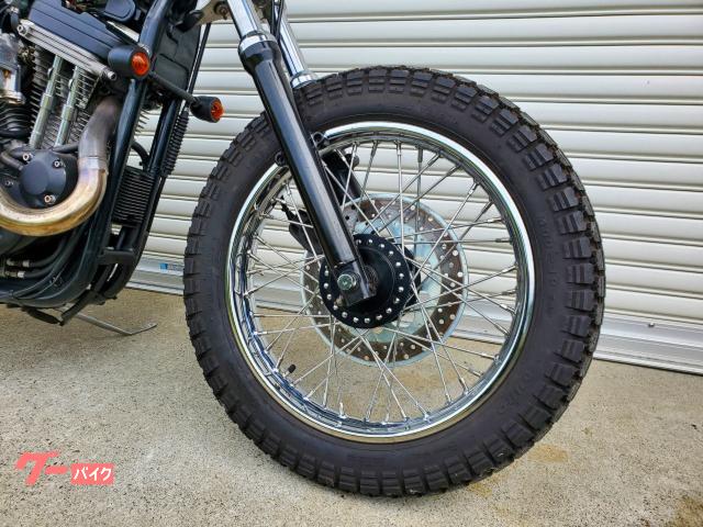 ＨＡＲＬＥＹ－ＤＡＶＩＤＳＯＮ ＸＬＨ８８３ ４速 トラッカー