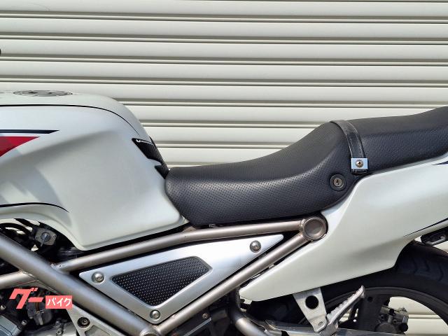ヤマハ R1－Z カスタムペイントRZ250カラー 規制前45馬力