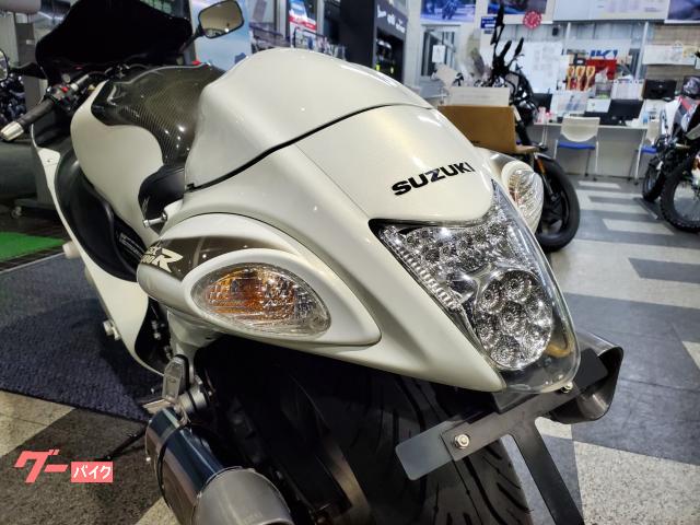 スズキ ハヤブサ（ＧＳＸ１３００Ｒ Ｈａｙａｂｕｓａ）２０１０年 Ｌ０モデル ヨシムラスリップオンマフラー 逆車フルパワー｜モトフィールド ドッカーズ  名古屋 （ＭＦＤ名古屋） ｜新車・中古バイクなら【グーバイク】