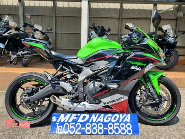 Ｎｉｎｊａ　ＺＸ−２５Ｒ　２５０ｃｃ　４発エンジン　２０２２年モデル　ＫＲＴエディション　クイックシフター装備