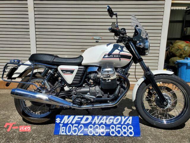 Ｖ７クラシック　７５０ｃｃ　Ｖ型エンジン　クラシックスタイル　ロングスクリーン　ＥＴＣ付
