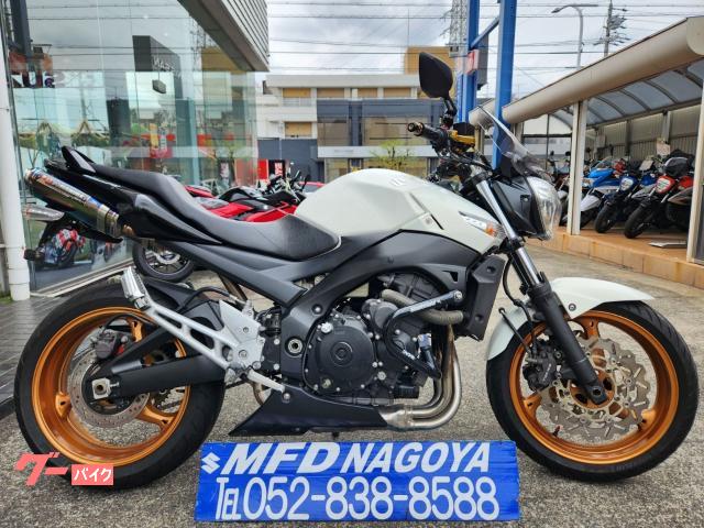 ＧＳＲ４００　２０１０年モデル後期ＧＫ７ＥＡ型　６１馬力エンジン　ヨシムラスリップオンなどカスタム