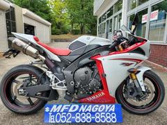 ヤマハ　ＹＺＦ−Ｒ１　２００９年北米モデル逆車　ヨシムラスリップオン　テラモトＥＺクイックシフターなどカスタム多数　１０００ｃｃ