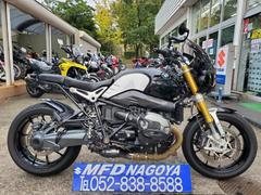 ＢＭＷ　Ｒ　ｎｉｎｅＴ　２０１４年モデル　カスタム多数　前後ゲイルホイール　アクラポビッチスリップオン　ビキニカウルなど