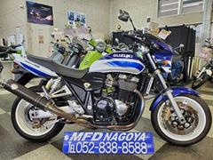 スズキ　ＧＳＸ１４００　油冷１４００ｃｃエンジン搭載　ワイバーンフルエキ　ビキニカウルなどカスタム