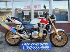 ホンダ　ＣＢ１３００Ｓｕｐｅｒ　Ｆｏｕｒ　ＳＰ　２００５年モデル　モリワキチタンフルエキ　前後オーリンズサスペンションなどカスタム多数