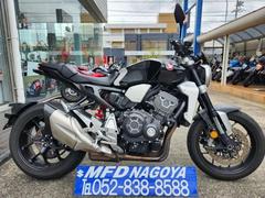 ホンダ　ＣＢ１０００Ｒ　クイックシフター装備　ＥＴＣ　ＵＳＢ　ブリップヒーターなど　ＳＣ８０前期モデル