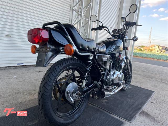 スズキ GS400 逆車 車検2年付き カスタム 黒 ウオタニ2 スズキ GS400 逆車 車検2年付き カスタム 黒 ウオタニ2