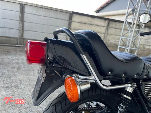 スズキ GS400 逆車 車検2年付き カスタム 黒 ウオタニ2 スズキ GS400 逆車 車検2年付き カスタム 黒 ウオタニ2
