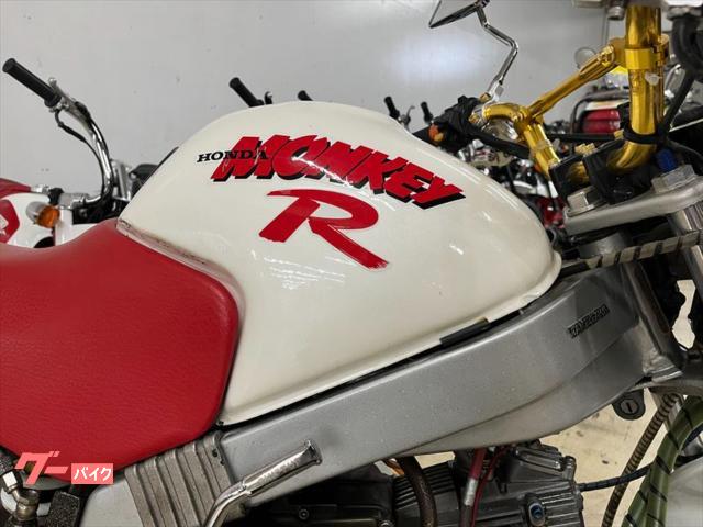 ホンダ モンキーR AB22 Monkey－R 白カスタム．スーパー