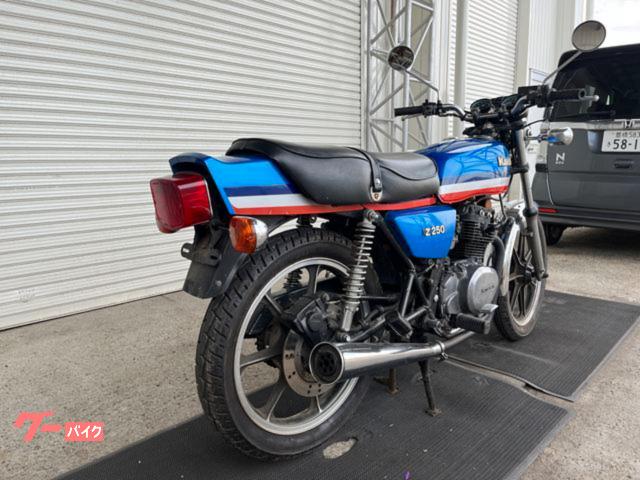 FID ブルー 😎﻿ 今日はZ250FTのお客様がとゴイスー管をご購入﻿ 早速取り付け