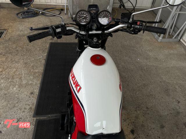 スズキ GSX400F 逆車 赤白 輸入新規国内未登録 AUS008