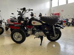 ホンダ　モンキー　新車　Ｚ５０ＪＳ−７Ｊ　１９９８年式　ＪＥ７−０３２９−１−００Ｆ０．
