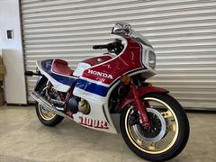 ホンダ　ＣＢ１１００Ｒ／ＲＤ　欧州逆車　ＣＢ１１００ＲＤ　輸入新規国内未登録　１−１５−６９ＡＺ．